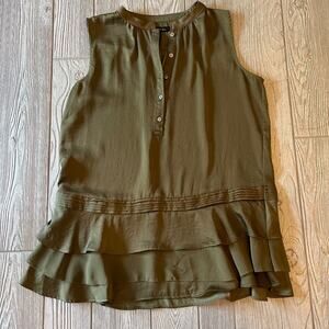 Banana Republic Tiered Ruffle Sleeveless Blouse